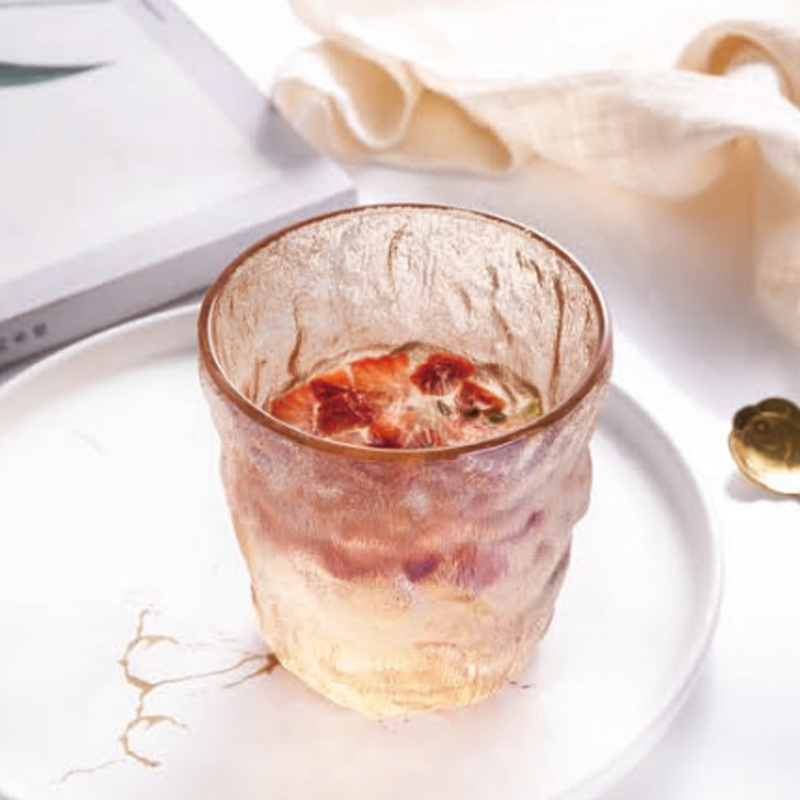 玻璃杯